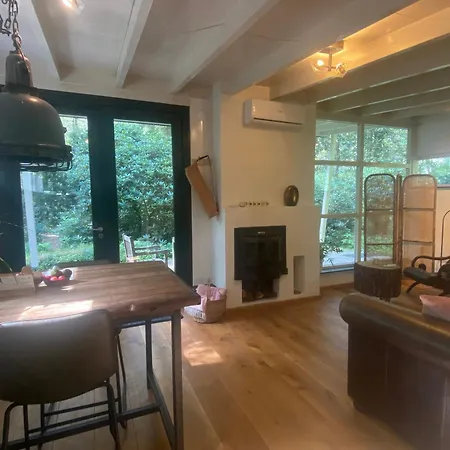 Bergzicht De Specht Luxe Boshuis Сasa de vacaciones *